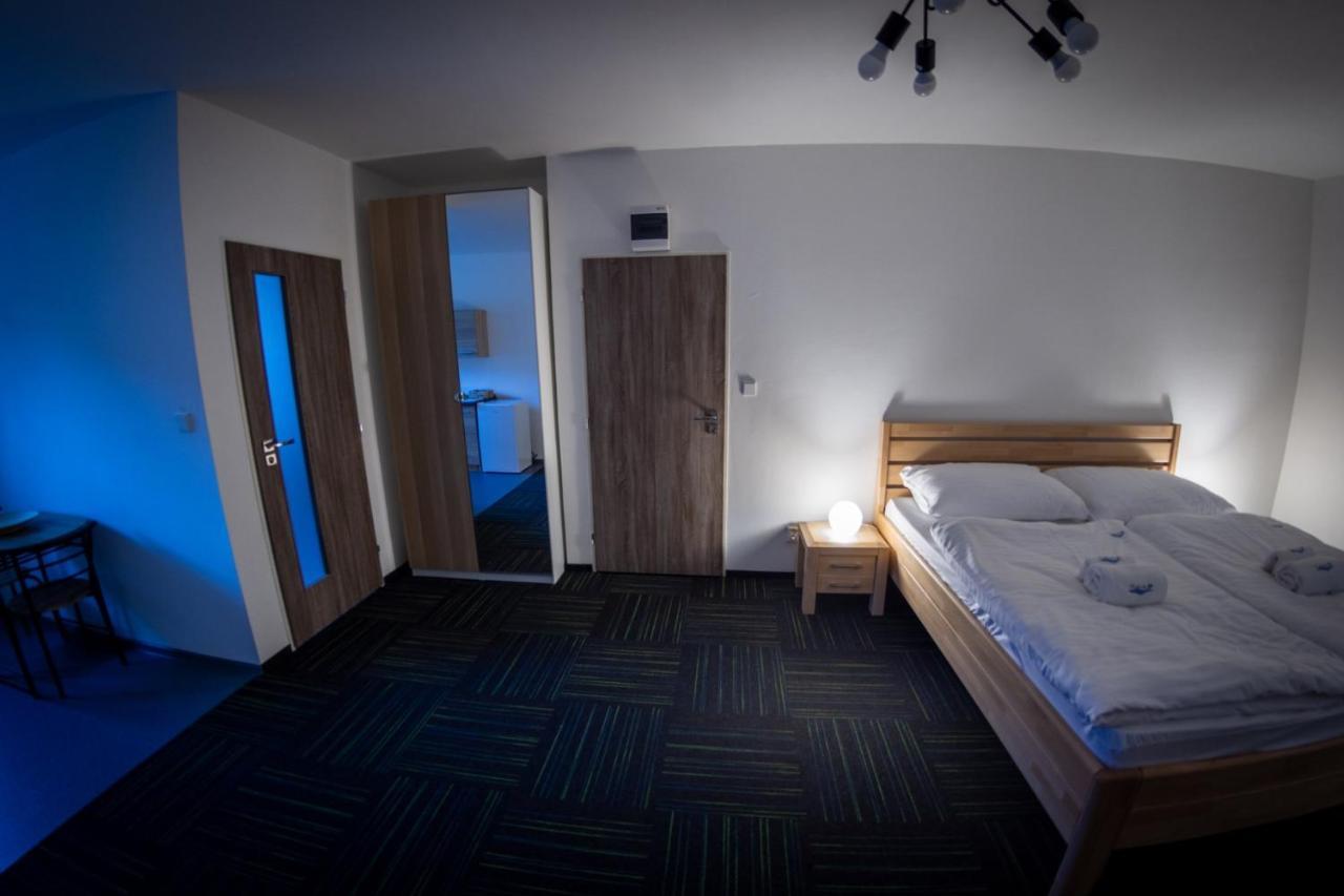 Penzion Nezarka 59 Jindřichův Hradec Extérieur photo